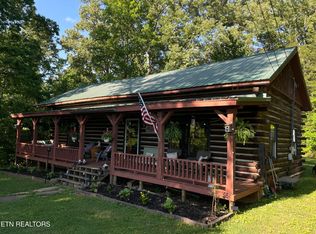 246 Lake View Est, Tellico Plains, TN 37385