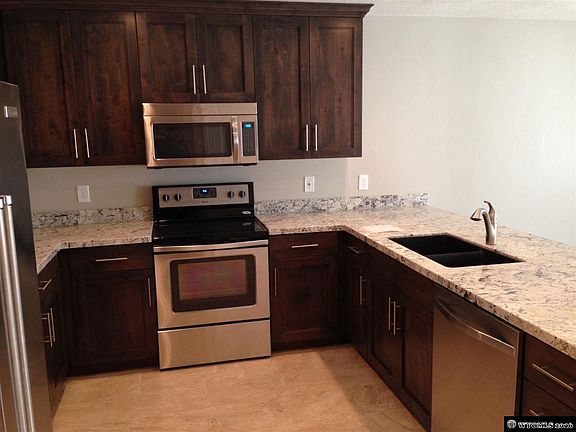 3rd image of 475 Elk Valley Dr