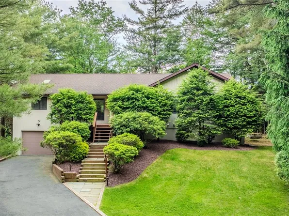 5 Buckingham Circle, Rock Hill, NY 12775