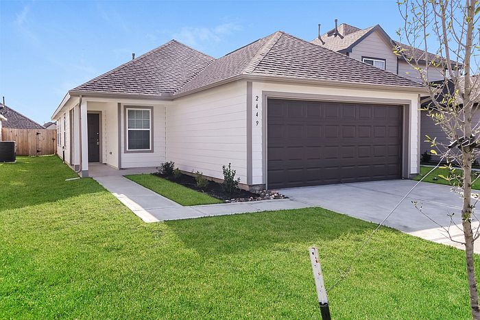 2nd image of 2449 Carp Dr