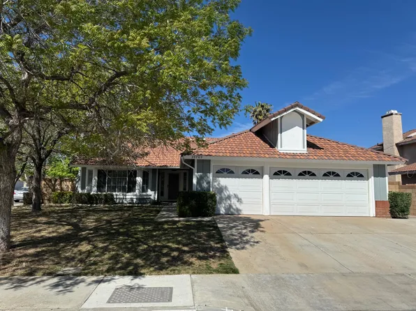 39709 Dover Dr, Palmdale, CA 93551