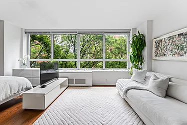 200 East 94th Street