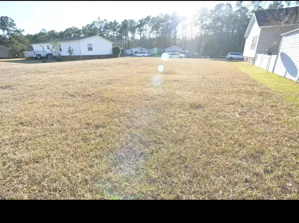 817 Watson Ave, Carolina Shor, NC 28467