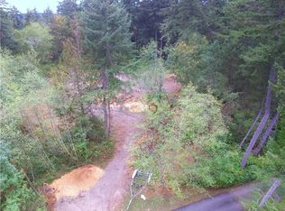 9539 NE Mary Sam Ln, Bainbridge Island, WA 98110