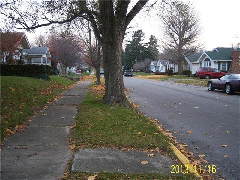 2nd image of 1700 S Indiana Ave