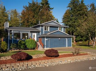 7365 Varsity Ln NE, Bremerton, WA 98311