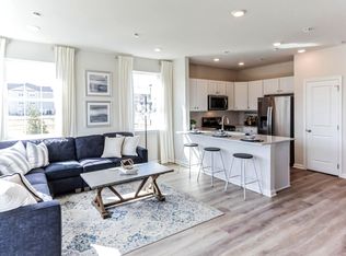 2 Eleanor Ln, Westampton, NJ 08060