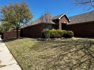 1801 Caney Creek Dr, Little Elm, TX 75068