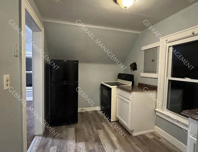 431 Leta Ave — Photo 4