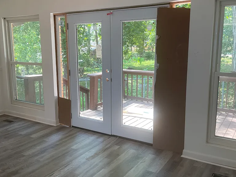 129 Lorraine Dr — Photo 9