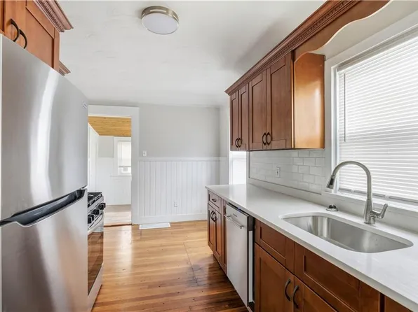 83-85 Ottawa Ave, Warwick, RI 02889