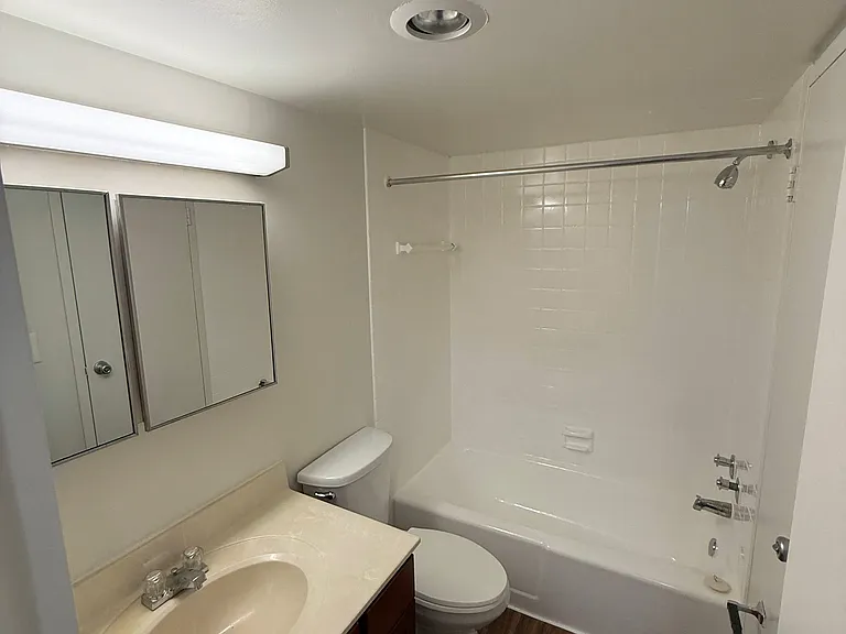 Horizon House — Photo 59