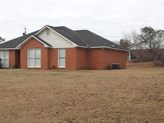 3rd image of 395 Lee Road 553