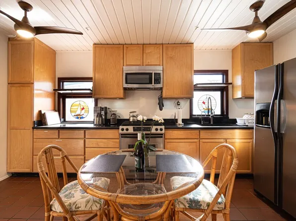 5040 W Point Loma Blvd, San Diego, CA 92107