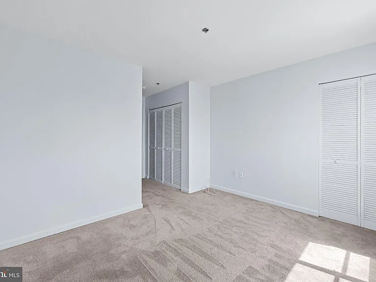 2702 Lighthouse Point E #E-738 — Photo 22