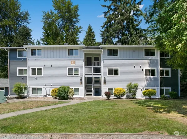 14010 NE 181st Place #C202, Woodinville, WA 98072