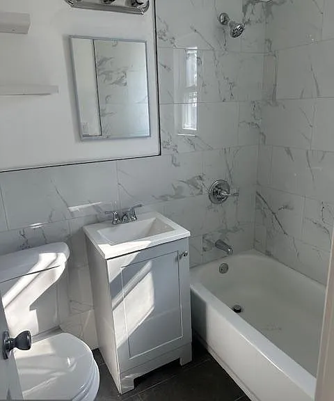1416 Eastern Ave NE — Photo 25