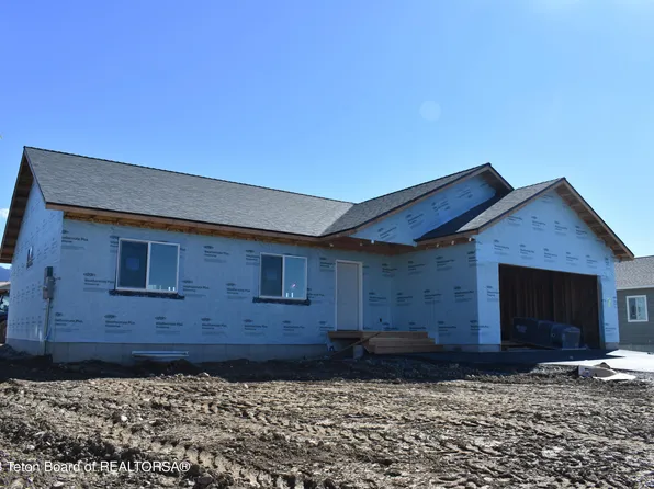 81 Brambleberry Dr, Thayne, WY 83127