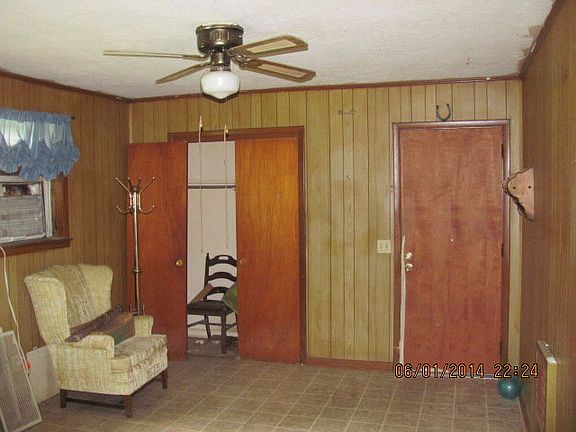 4th image of 1823 Garden Villa Dr