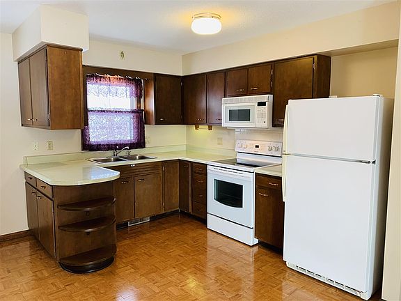 4th image of 1204 W State St
