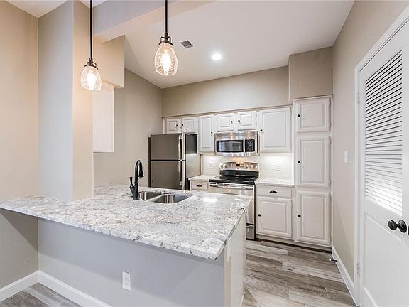 2nd image of 2106 Amesbury Dr Unit 119
