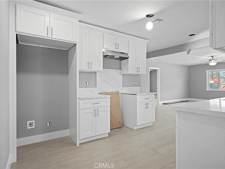 4330 Pacific Ave — Photo 15