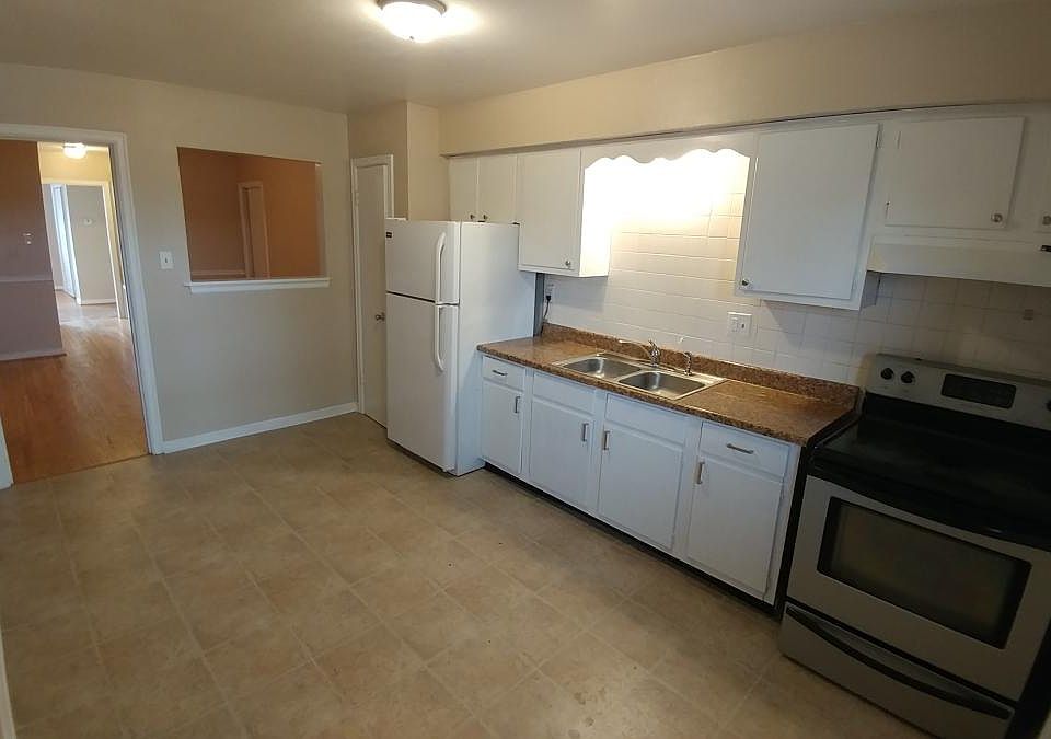 1st image of 2128 Will Fant Dr