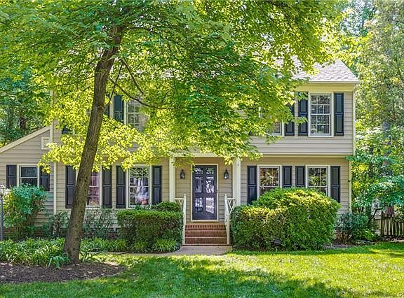 2nd image of 1607 Pine Shadow Ct