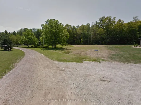 21 Spruce Ct, Bluewater, ON N0M 1G0