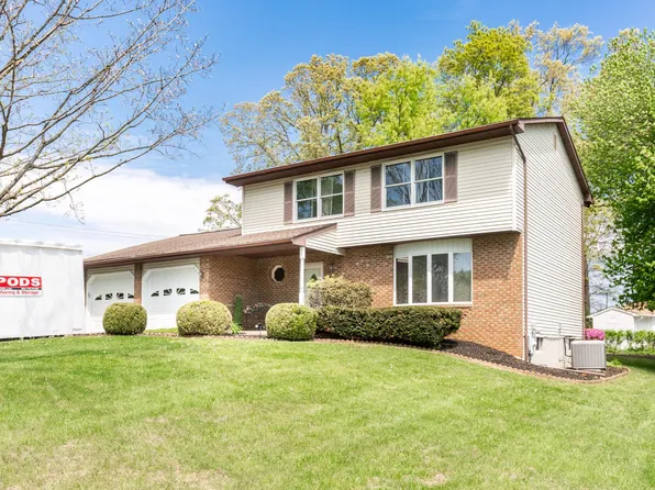 2014 Red River Rd, Sykesville, MD 21784