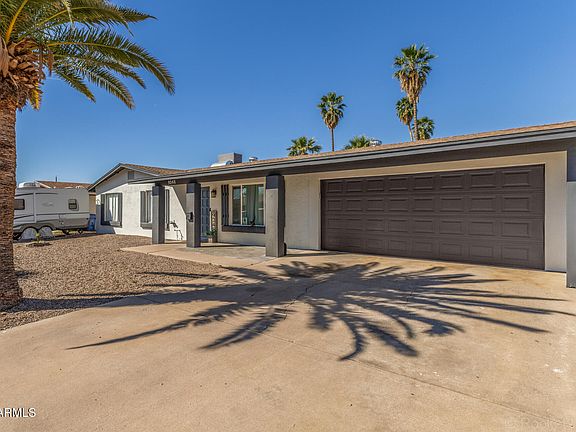3rd image of 9248 N 36TH Drive