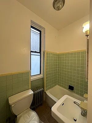 5th image of 550 W 126th St #2H