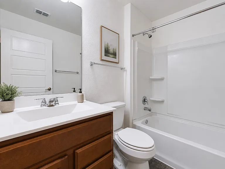 1030 Gruma — Photo 14
