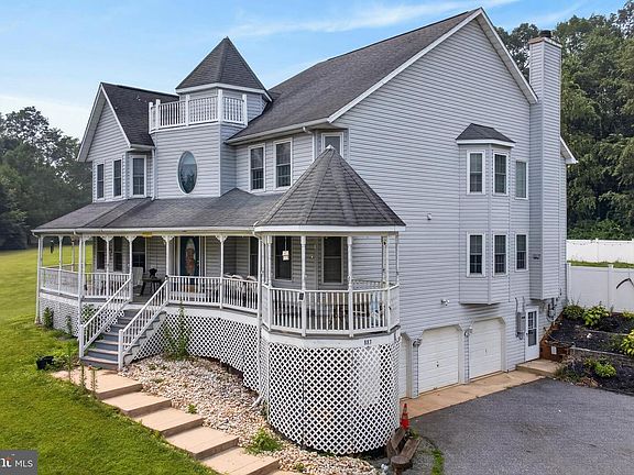 3rd image of 883 Bridgeton Rd