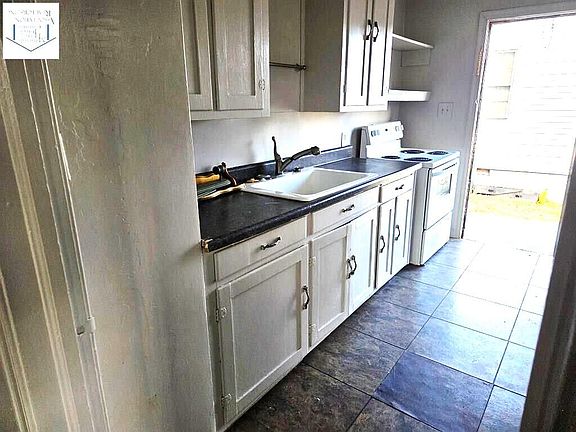 4th image of 141 Calico Ave
