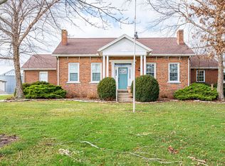 1027 Newlove Rd, South Charleston, OH 45368