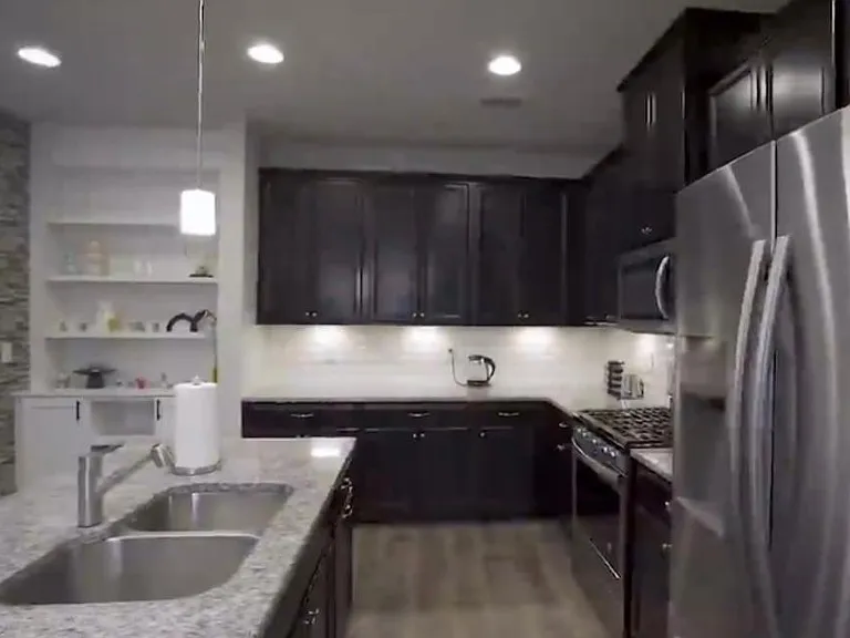 773 Belrose Dr — Photo 4