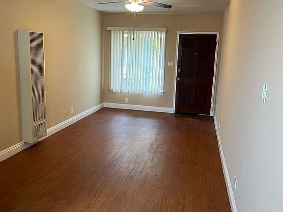 3rd image of 5919-5925 Crenshaw Blvd #8