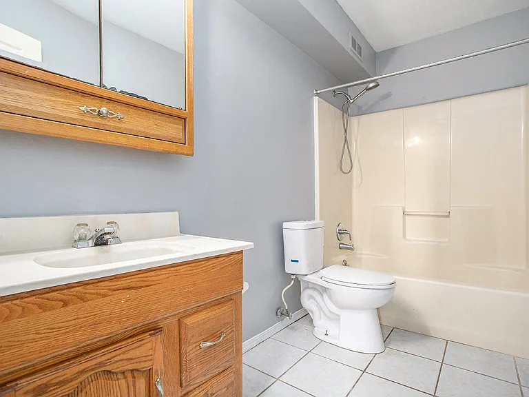1210 California Ave — Photo 6