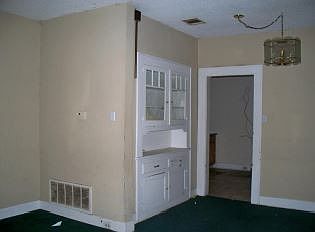 4th image of 2621 Ethel Ave