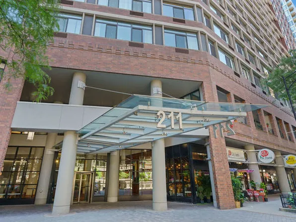 211 E Ohio St APT 2120, Chicago, IL 60611