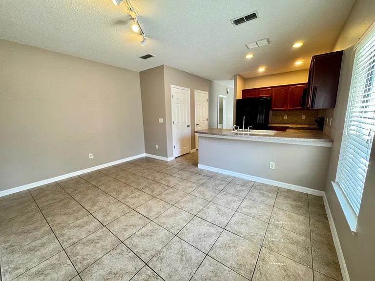 3560 Windleshore Way — Photo 6