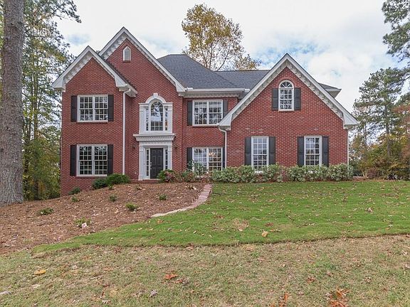 2nd image of 1305 Village Oaks Ln