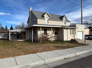 854 South St, Wheatland, WY 82201