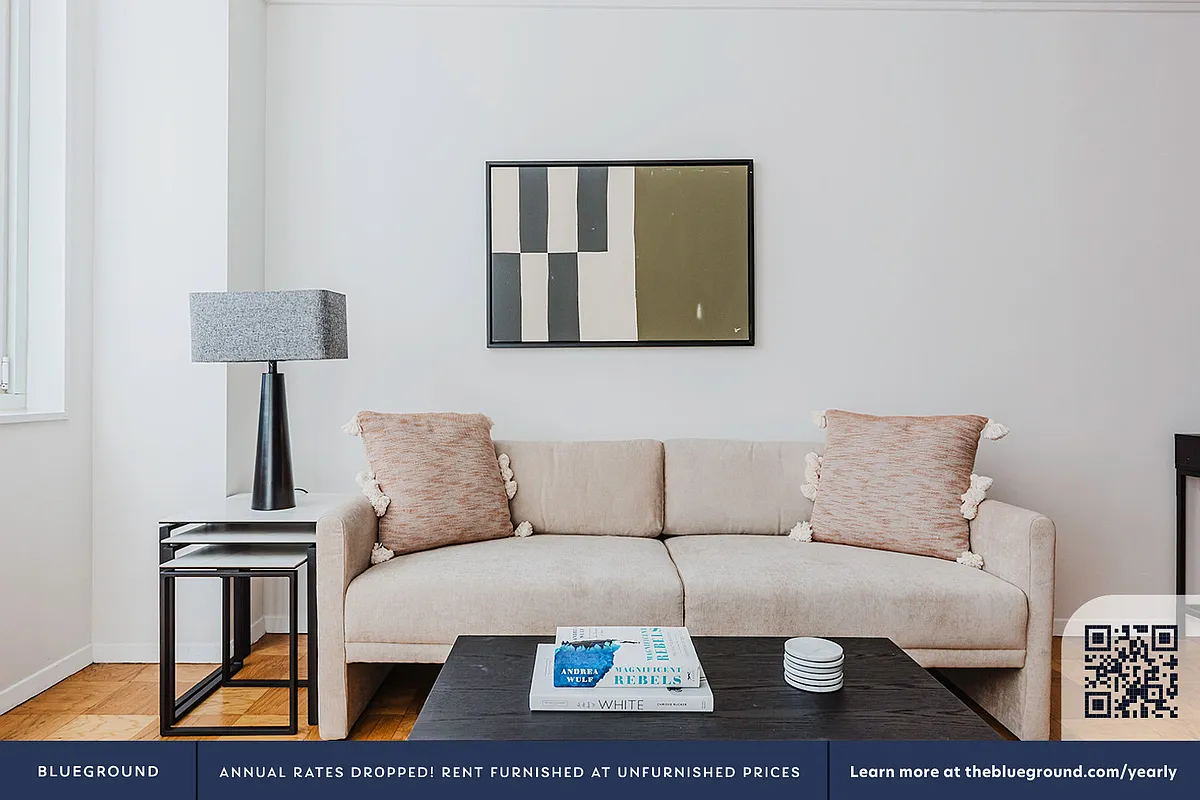 Building Photo - 230 W 55th St #10A