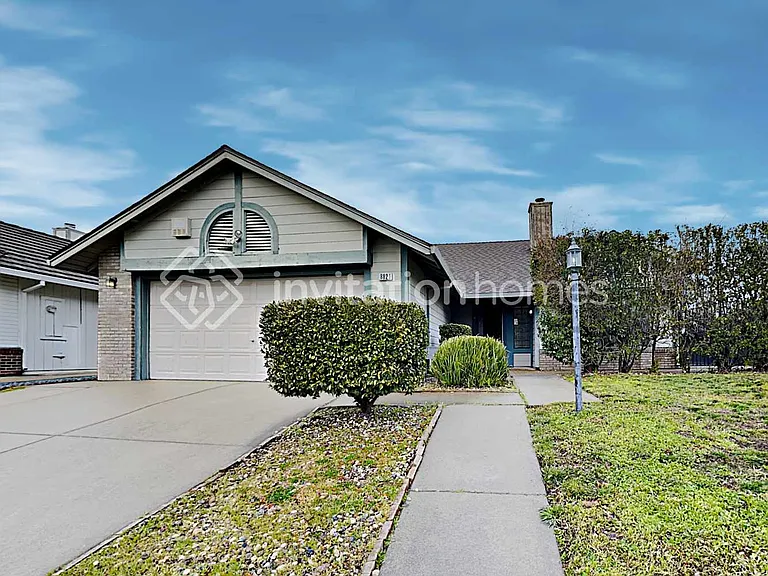 8821 Somershire Way — Photo 1