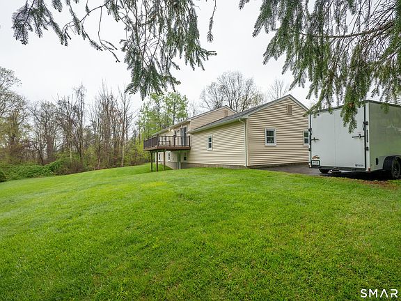 3rd image of 163 Rossi Road