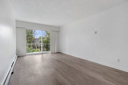 5th image of 225 N Garden Dr #202