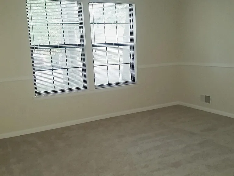 71 Azalea Cir — Photo 16