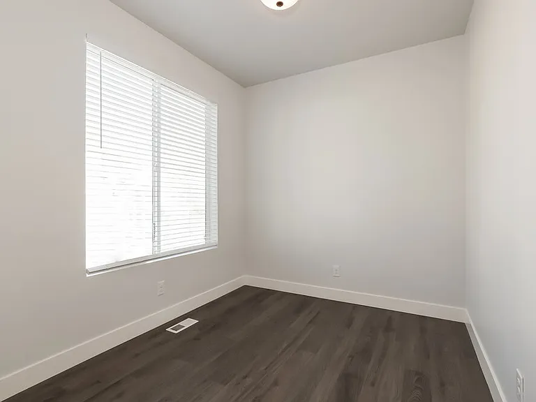 13061 S Acklins Dr — Photo 16
